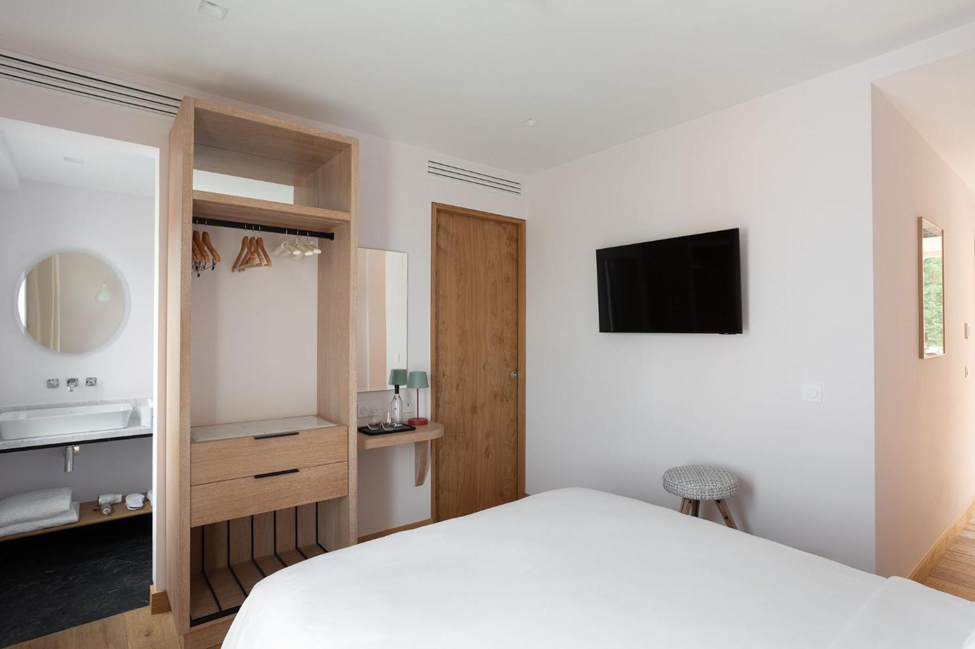 Auberge La Coste Le Puy-Sainte-Réparade Quarto foto